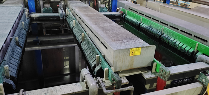 1743814892568980.jpg 700c.jpg